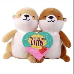 NWT Frankford Valentines Gift Made For Each Otter Plush